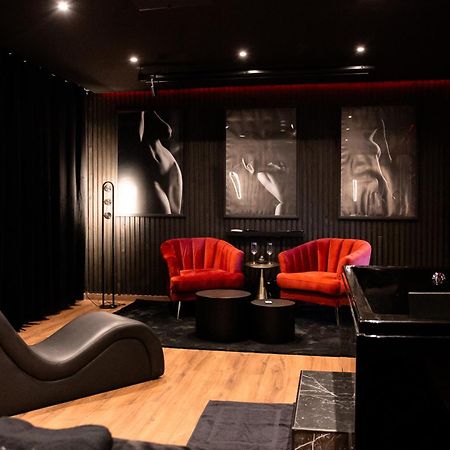 Blackroom Suite De Luxe 50 Nuances De Grey El Havre Exterior foto