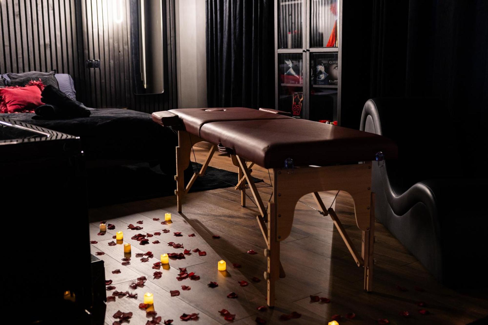 Blackroom Suite De Luxe 50 Nuances De Grey El Havre Exterior foto
